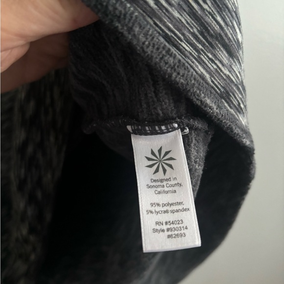 Athleta Women’s Gray Tranquility Cowl Neck Space Dye Sweatshirt Thumbhole - Picture 3 of 5